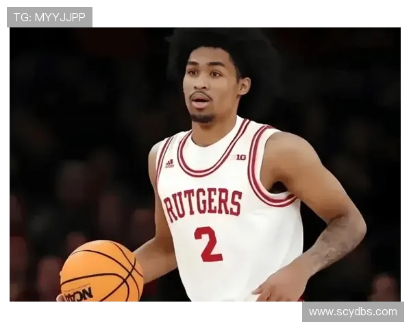 马刺新星哈珀表现亮眼8中4三分1中1助攻8次助球队未来可期